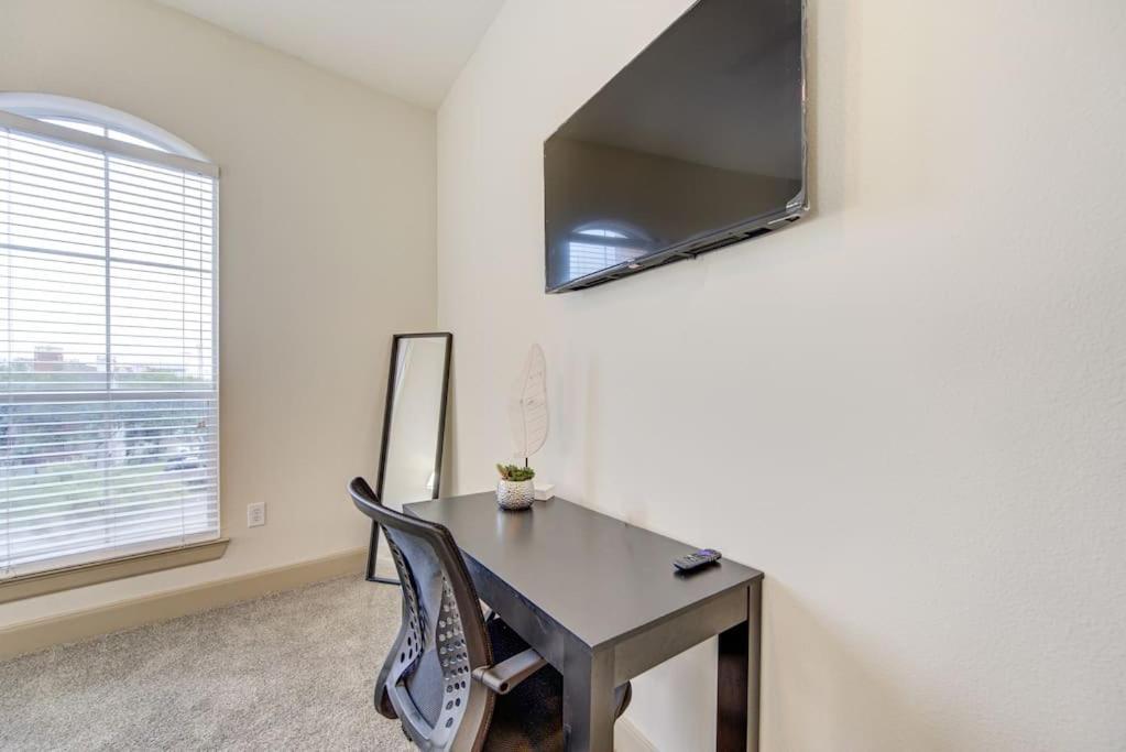 Resort-Style Pool, Gym/Garage, 1Br, Medical Center Houston Exteriör bild