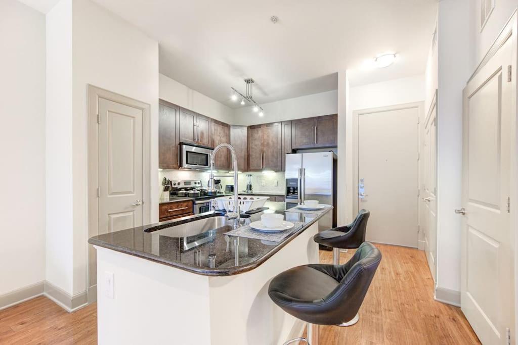 Resort-Style Pool, Gym/Garage, 1Br, Medical Center Houston Exteriör bild