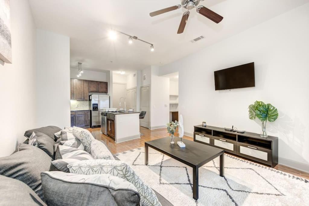 Resort-Style Pool, Gym/Garage, 1Br, Medical Center Houston Exteriör bild