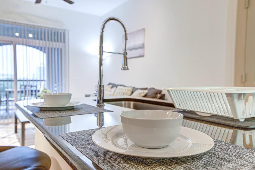 Resort-Style Pool, Gym/Garage, 1Br, Medical Center Houston Exteriör bild